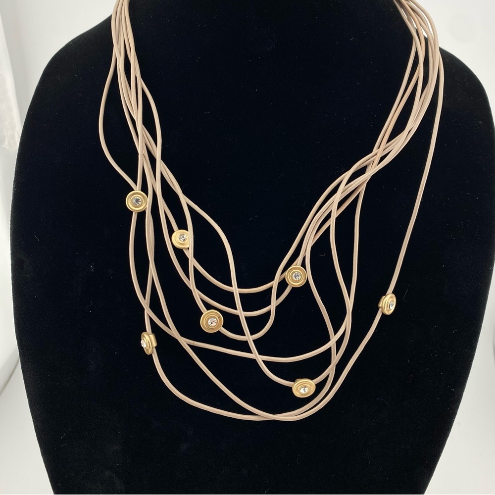 🇨🇦 Tan Leather With Cream and Silver Tone Metal Beads Necklace by Caracol